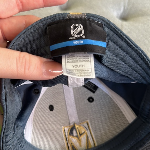 Vegas Golden Knights Hat - Picture 5 of 5